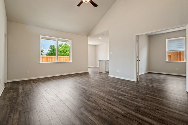 345 Fastboy Ln in Waller, TX - Building Photo - Building Photo