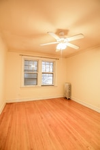 4909 N Glenwood Ave in Chicago, IL - Foto de edificio - Building Photo