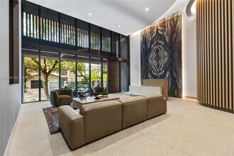 3034 Oak Ave in Miami, FL - Building Photo - Building Photo