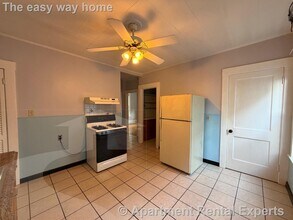 127 Walnut St in Somerville, MA - Building Photo - Building Photo