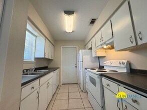 336 Victoria Ave NW in Fort Walton Beach, FL - Building Photo - Building Photo