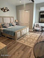 18233 N 13th Pl in Phoenix, AZ - Building Photo