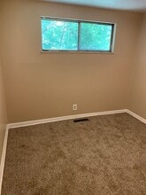 3607 Rollins St in Parkersburg, WV - Building Photo - Building Photo