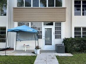 21260 Brinson Ave-Unit -103 in Port Charlotte, FL - Building Photo - Building Photo