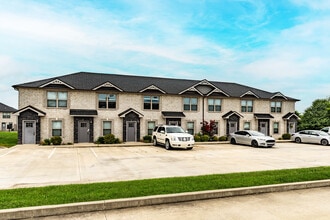 Rossview Villages in Clarksville, TN - Foto de edificio - Building Photo