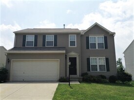 15 Woodsong Ct in Amelia, OH - Building Photo