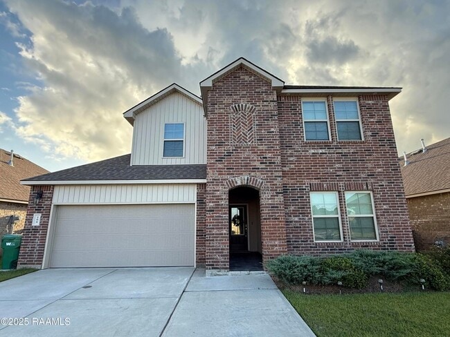 property at 200 Broussard Hl Dr