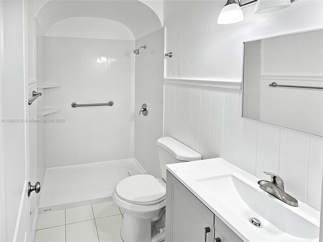 1834 Harding St in Hollywood, FL - Building Photo - Building Photo