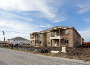 Princeton Hazelwood Lofts in Princeton, TX - Building Photo - Building Photo