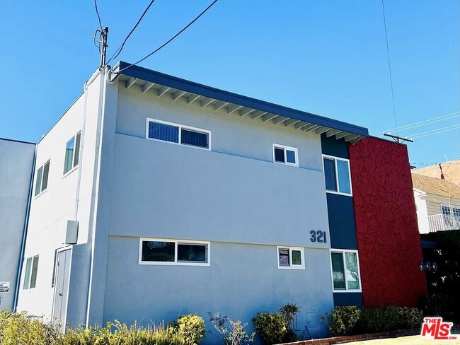 property at 321 Lincoln Ave