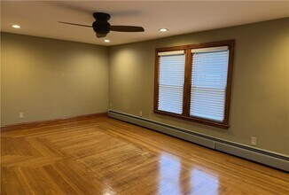 60 Notre Dame St in Central Falls, RI - Building Photo - Building Photo