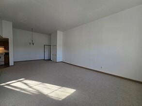 130 Beach St in Quincy, MA - Building Photo - Building Photo