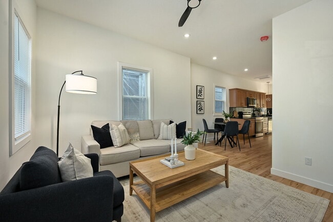 2331 Belleview Ave in Kansas City, MO - Foto de edificio - Building Photo