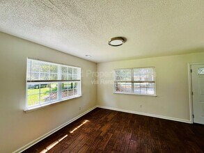 3909 Wilshire Blvd in Wilmington, NC - Building Photo - Building Photo