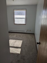 307 13th Ct in Onalaska, WI - Building Photo - Building Photo