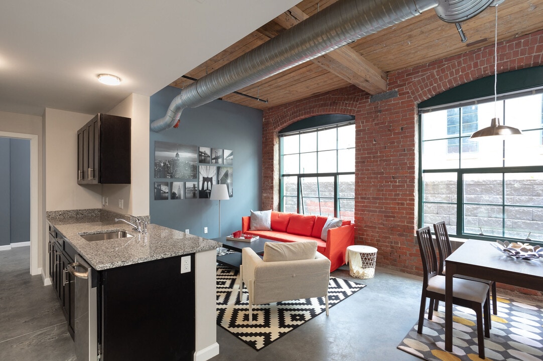 Cherry Street Lofts in Bridgeport, CT - Building Photo