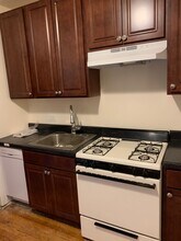 2110 N Saint Louis Ave, Unit 2 in Chicago, IL - Building Photo - Building Photo
