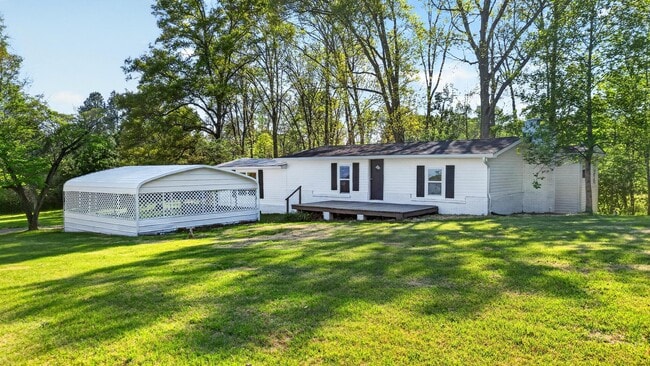 155 Bradford Ln in Chickamauga, GA - Building Photo - Building Photo