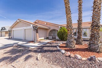 6361 O'Bannon Dr in Las Vegas, NV - Building Photo - Building Photo