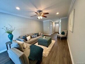 44 Mainsail Dr in Patchogue, NY - Building Photo - Building Photo