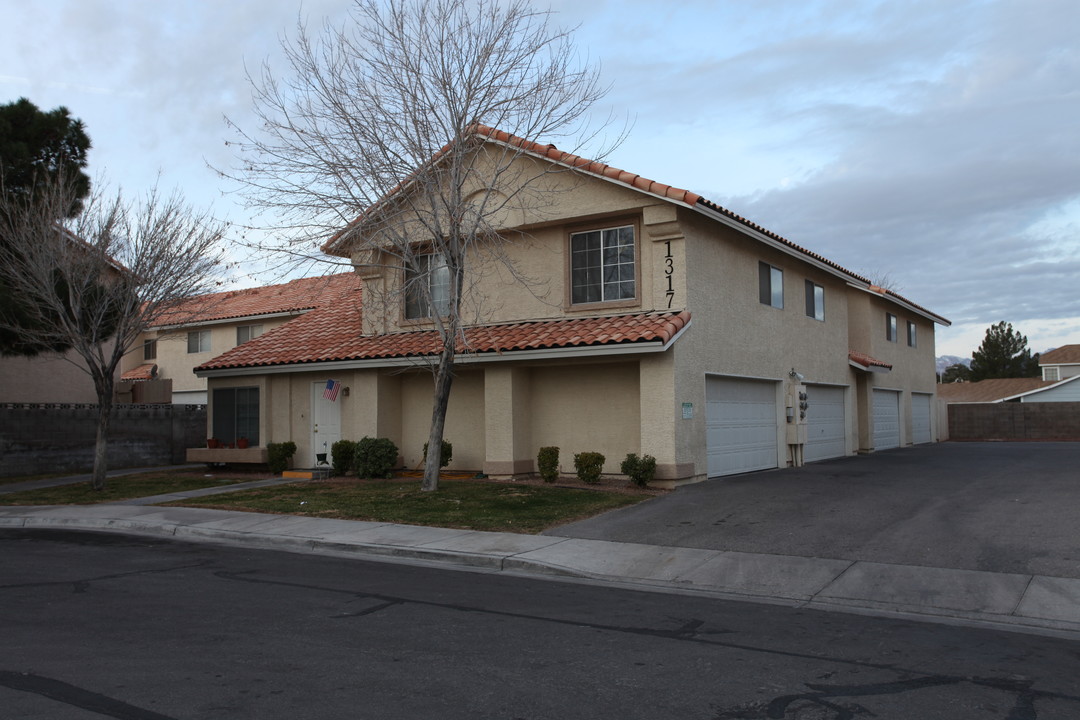 1317 Shogun Ct in Las Vegas, NV - Building Photo