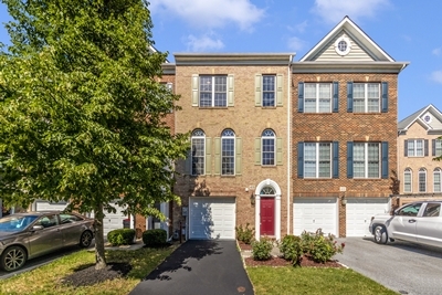 4838 Lee Hollow Pl in Ellicott City, MD - Foto de edificio