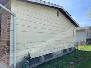 690 Wiethaupt Rd in Florissant, MO - Building Photo - Building Photo