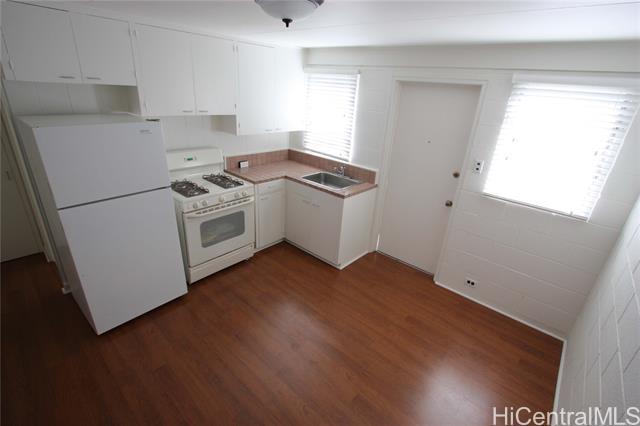 property at 701 Pensacola St
