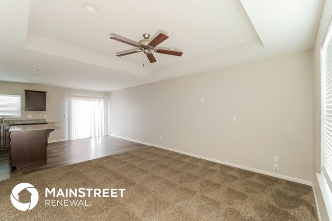 9810 E 220th St in Peculiar, MO - Building Photo - Building Photo