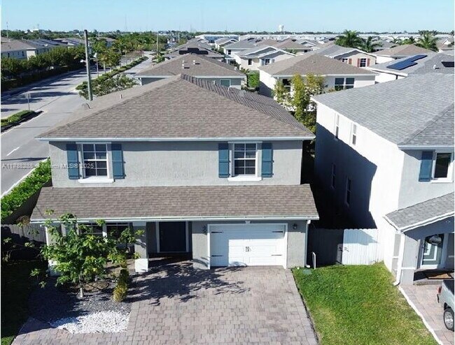 property at 600 NE 4th St