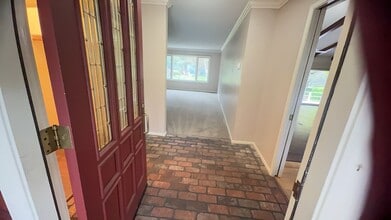 2509 Oakhurst Dr in Oakdale, CA - Building Photo - Building Photo