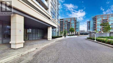 398 Hwy 7 in Richmond Hill, ON - Building Photo - Building Photo