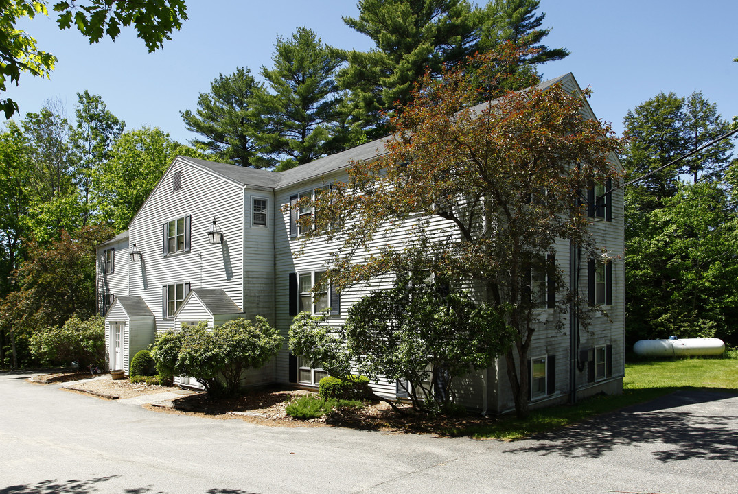 Cressey – Gray Rd in Gorham, ME - Foto de edificio