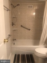 5300 Holmes Run Pkwy-Unit -320 in Alexandria, VA - Building Photo - Building Photo