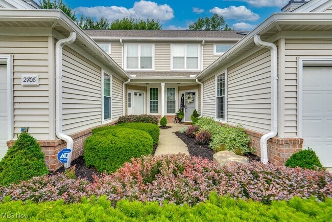 2708 Wyndgate Ct in Westlake, OH - Building Photo - Building Photo