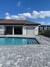 15600 SW 136th St in Miami, FL - Building Photo - Building Photo