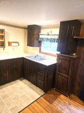 555 Holley Rd in Farmington, ME - Building Photo - Building Photo
