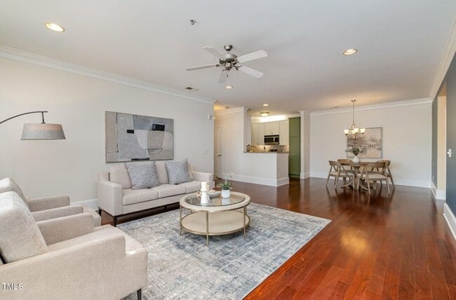 201 Finsbury St in Durham, NC - Building Photo - Building Photo