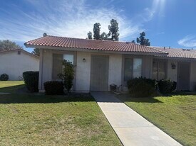 82823 Davis Dr in Indio, CA - Building Photo