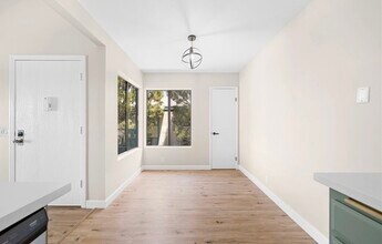 20415 S Vermont Ave, Unit 8 in Torrance, CA - Building Photo - Building Photo