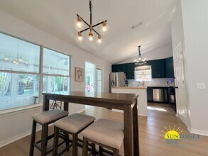1303 Sterling Point Dr in Gulf Breeze, FL - Building Photo - Building Photo