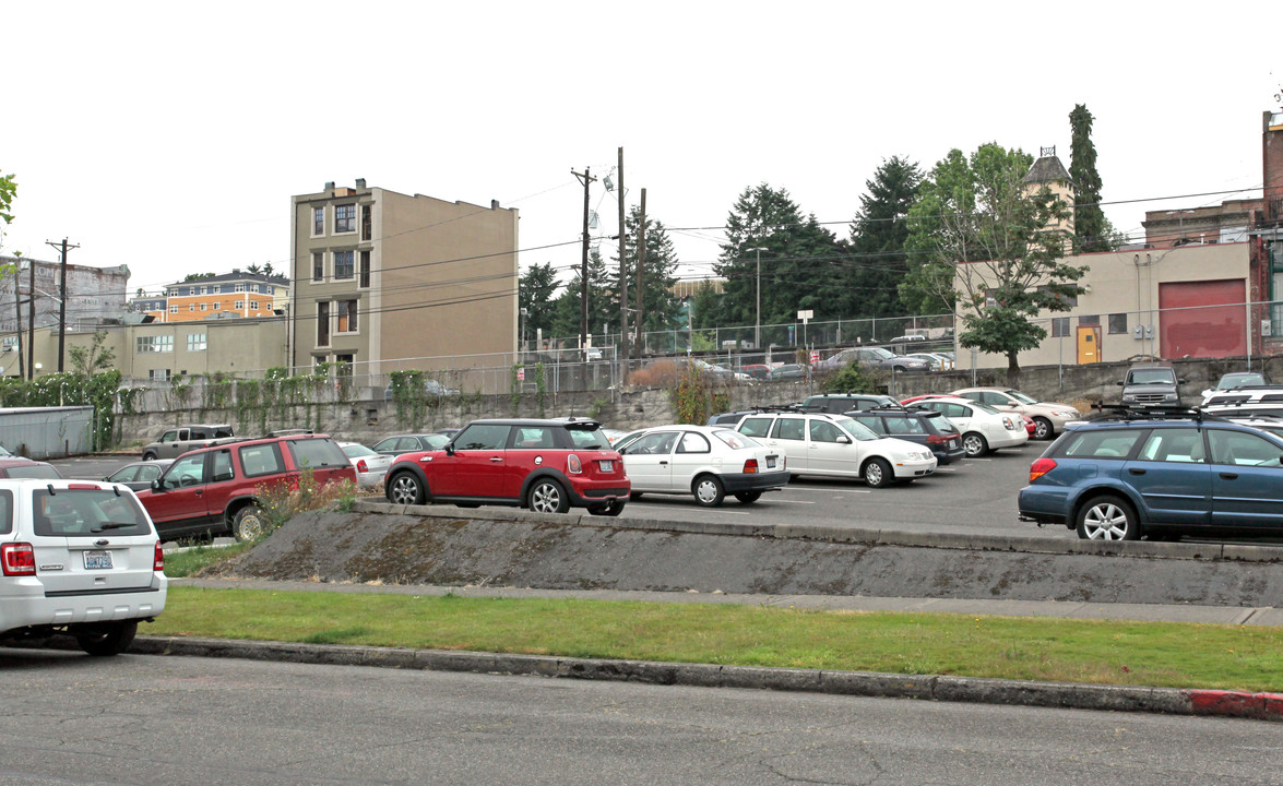 1122 S Fawcett Ave in Tacoma, WA - Building Photo