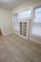 1428 E Houston St in Tyler, TX - Building Photo - Building Photo