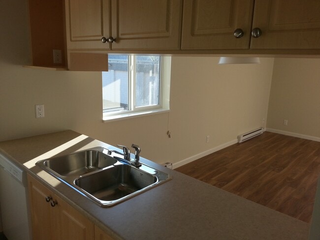 9280-9280 Mary St in Chilliwack, BC - Building Photo - Building Photo