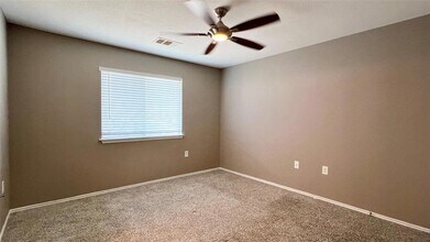 13905 Briarcreek Loop in Manor, TX - Building Photo - Building Photo