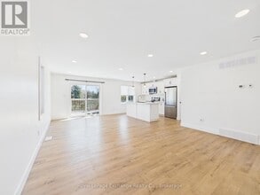 1085 Sutton St in Kincardine, ON - Building Photo - Building Photo