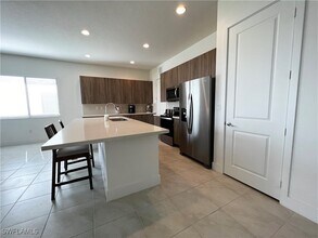 5015 Frattina St. in Ave Maria, FL - Foto de edificio - Building Photo