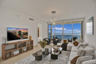 18101 Collins Ave in Sunny Isles Beach, FL - Building Photo