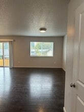 6247 NE William R Carr Ave in Adair Village, OR - Building Photo - Building Photo