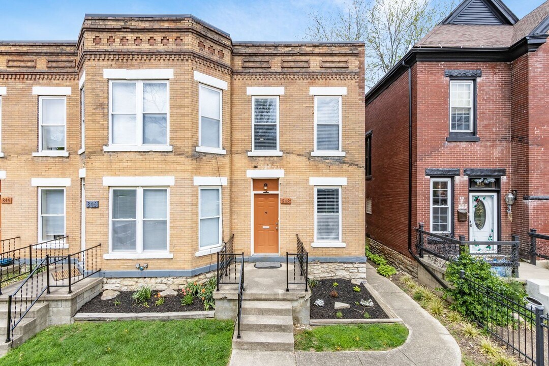 844-848-848 Oak St in Columbus, OH - Building Photo